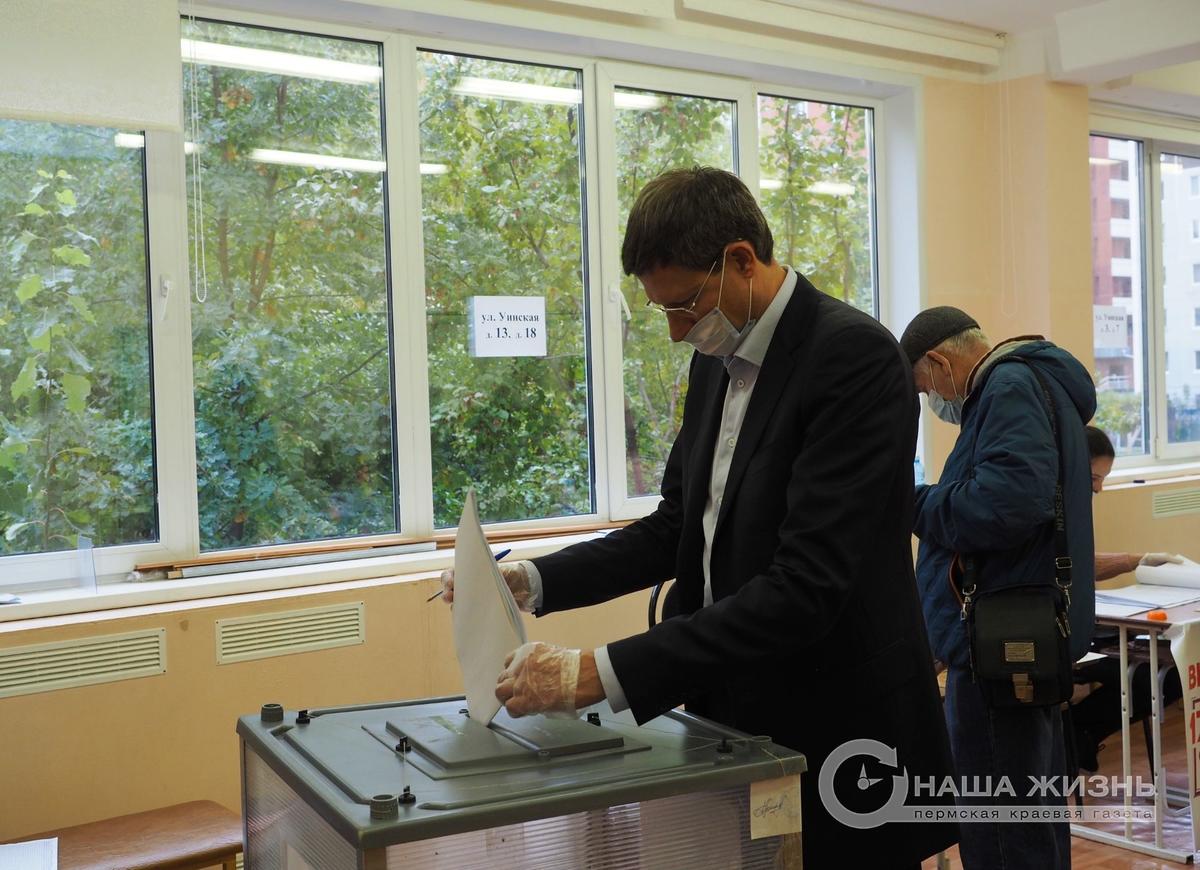​Завершился первый день голосования на парламентских выборах
