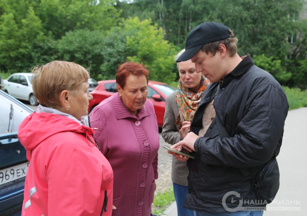 «Партдесант» проинспектировал обновленные участки улицы Макаренко