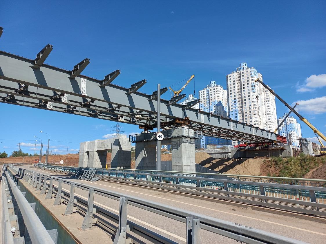 ​На трассе ТР-53 завершена надвижка пролетного строения правого направления моста над Ивой