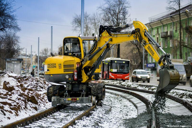 На улице Уральской отремонтирован один километр трамвайных путей