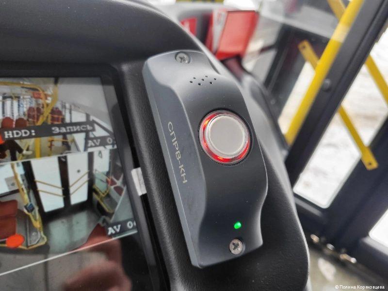 В Перми начали использовать браслеты контроля усталости водителей автобусов 