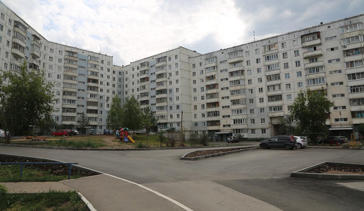 ​В Мотовилихинском районе продолжается благоустройство придомовых территорий
