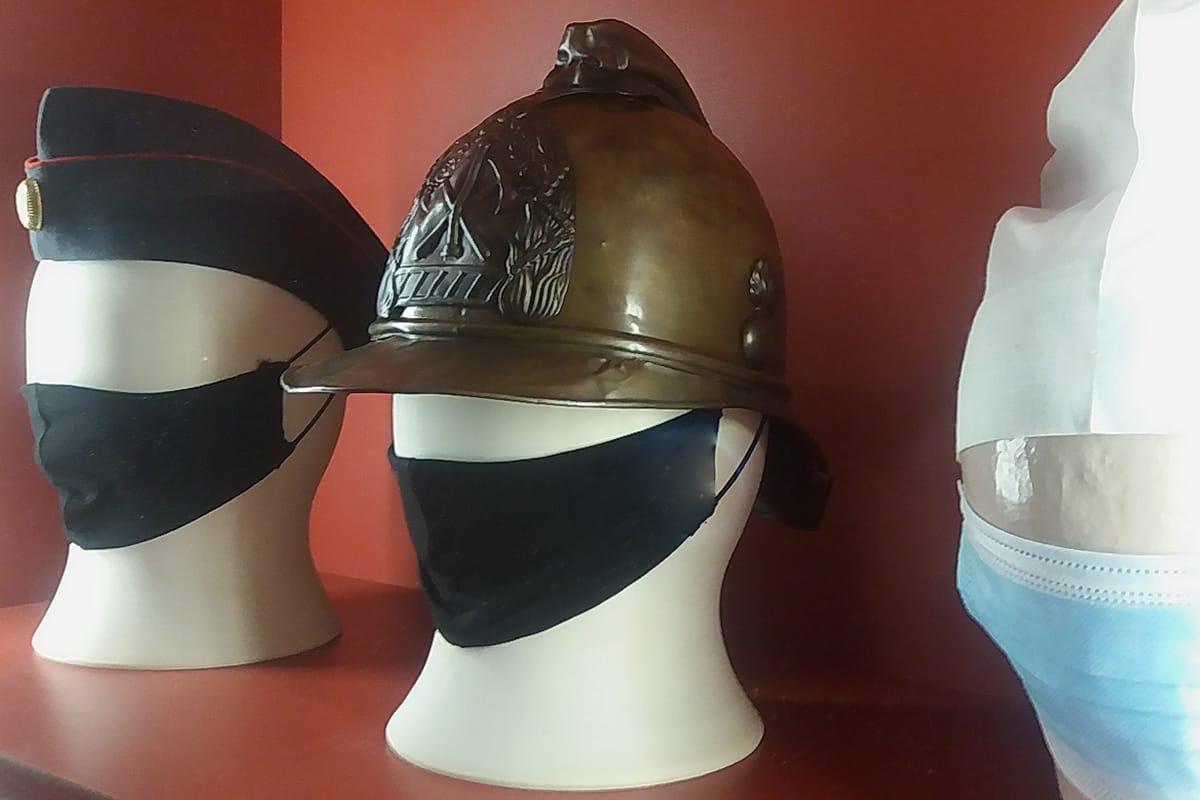 «Всё дело в шляпе»: в Доме Мешкова открылась выставка головных уборов
