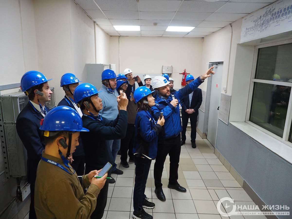 ​Представители из Китая ознакомились с производством ПЦБК в Пермском крае