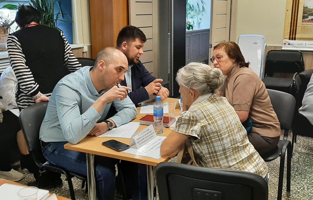 ​Жители Мотовилихи встретились с главой района