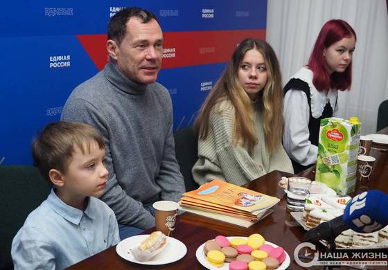 ​Детям Донбасса доставят книгу пермского врача «Девочка и тигр»