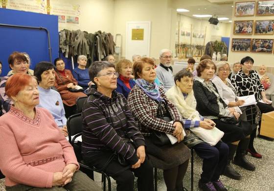 ​Встречи с интересными людьми для старшего поколения