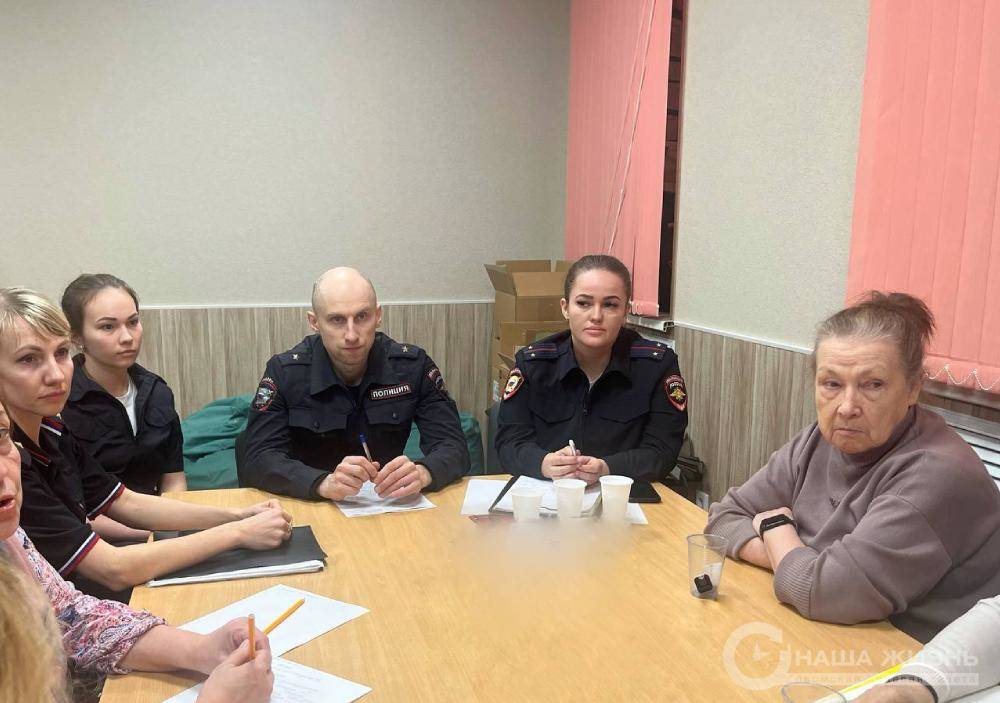 Жители микрорайона Дружба встретились с сотрудниками полиции