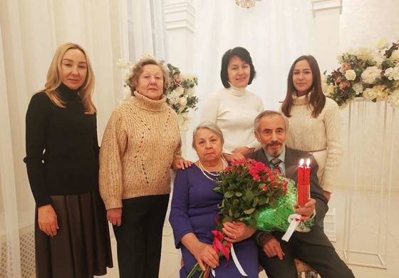 ​Семейная пара из Мотовилихи отпраздновала изумрудную свадьбу