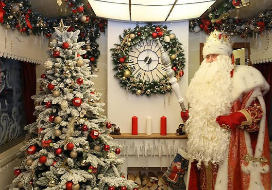 В столицу Прикамья в середине декабря прибудет сказочный поезд Деда Мороза