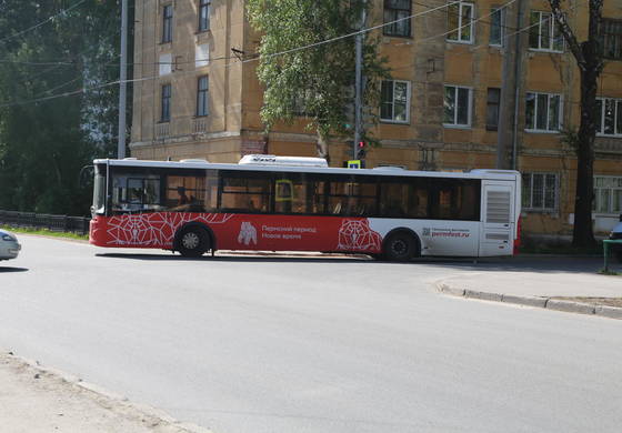 В Перми водитель автобуса помогла задержать преступника, находящегося в федеральном розыске 