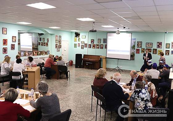 ​В Совете ветеранов Мотовилихи прошла традиционная интеллектуальная игра «Росквиз»